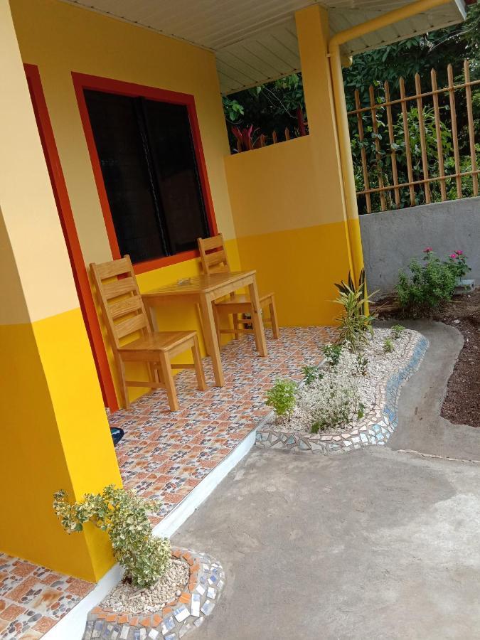 Uptown Guesthouse Siquijor Εξωτερικό φωτογραφία